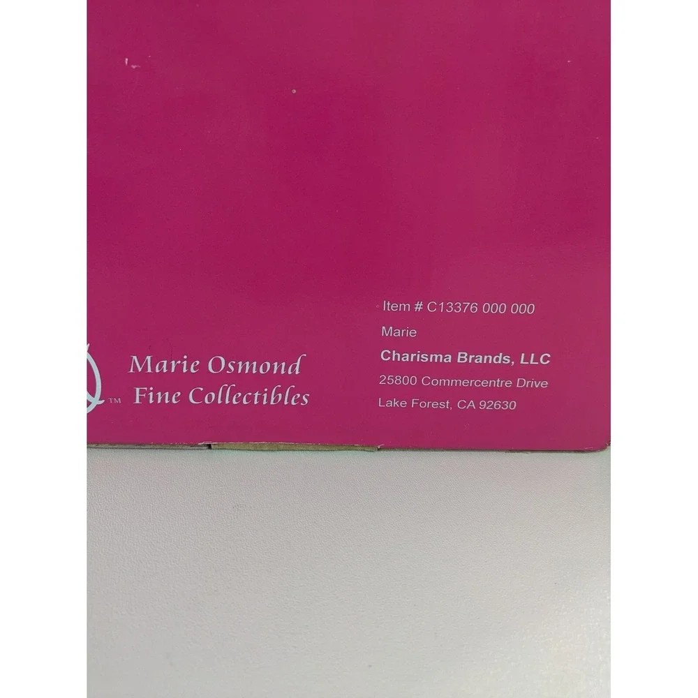 Marie from Marie Osmond Fine Collectibles (Box Damage) - Picture 4 of 5